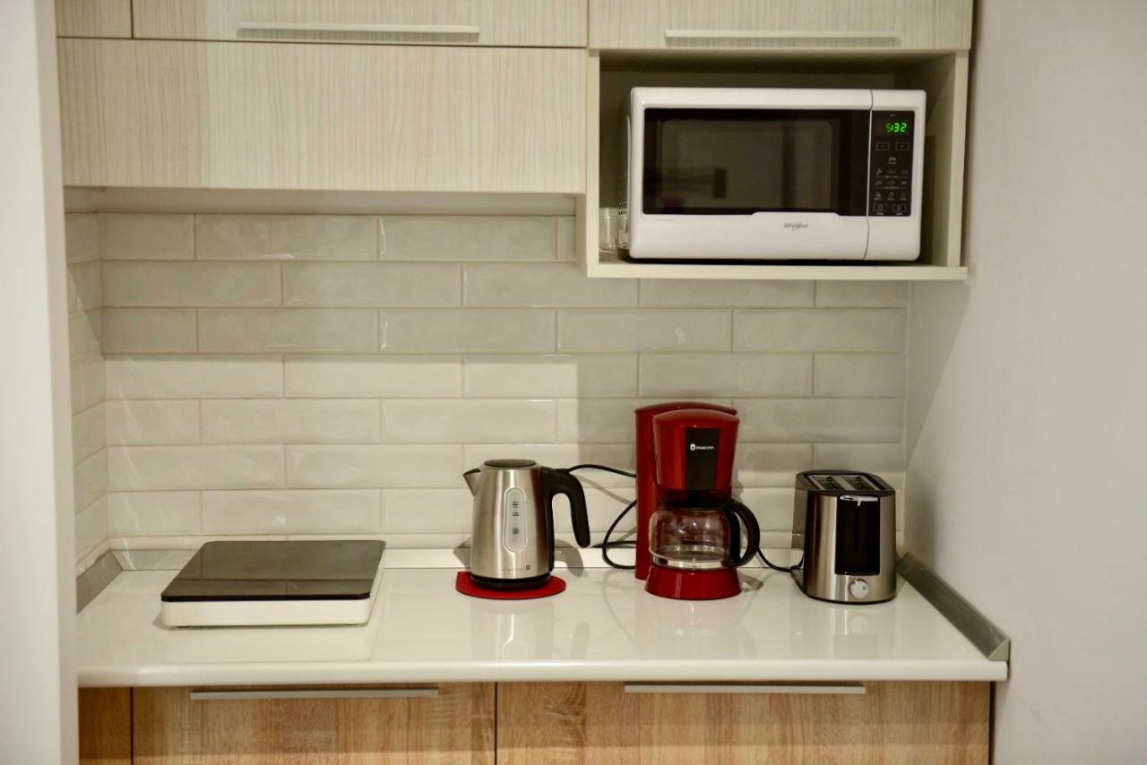 Eric Apartment Bukares Bagian luar foto